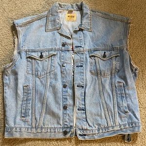 Vintage Hard Rock Cafe Nashville Cutoff Denim Vest